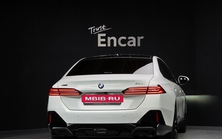 BMW 5 серия, 2025 год, 8 000 000 рублей, 4 фотография