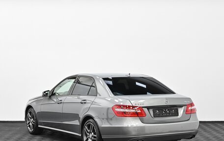 Mercedes-Benz E-Класс, 2010 год, 1 449 000 рублей, 4 фотография