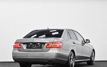 Mercedes-Benz E-Класс, 2010 год, 1 449 000 рублей, 5 фотография