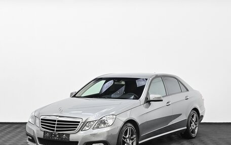 Mercedes-Benz E-Класс, 2010 год, 1 449 000 рублей, 3 фотография