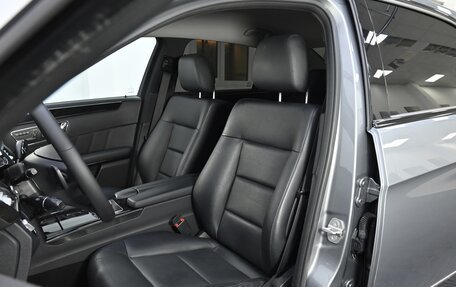 Mercedes-Benz E-Класс, 2010 год, 1 449 000 рублей, 15 фотография