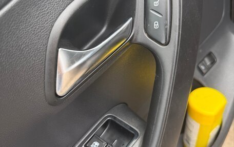 Volkswagen Polo VI (EU Market), 2012 год, 850 000 рублей, 13 фотография