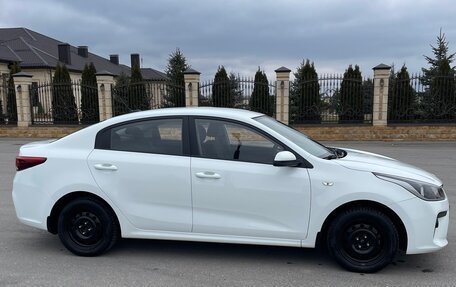 KIA Rio IV, 2017 год, 1 120 000 рублей, 3 фотография