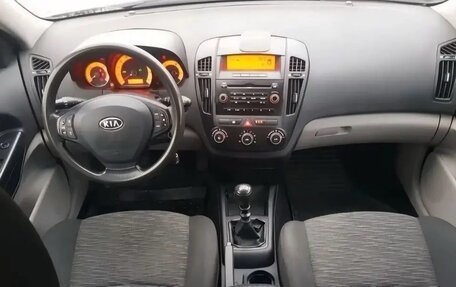 KIA cee'd I рестайлинг, 2009 год, 629 000 рублей, 7 фотография
