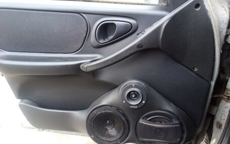 Chevrolet Niva I рестайлинг, 2004 год, 550 000 рублей, 15 фотография