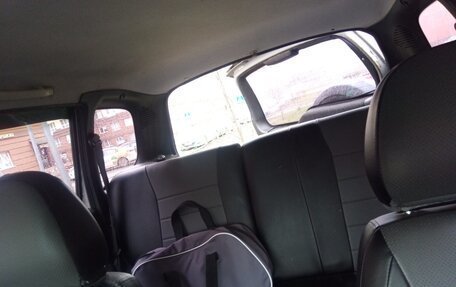 Chevrolet Niva I рестайлинг, 2004 год, 550 000 рублей, 10 фотография