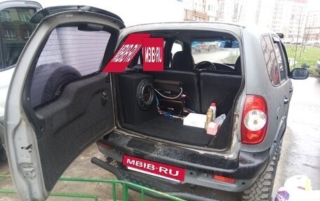 Chevrolet Niva I рестайлинг, 2004 год, 550 000 рублей, 6 фотография