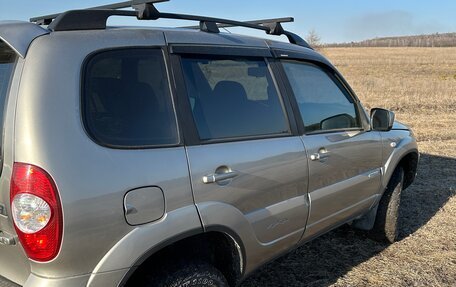 Chevrolet Niva I рестайлинг, 2012 год, 490 000 рублей, 2 фотография