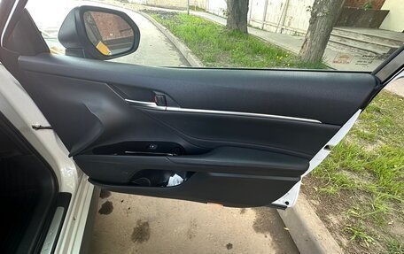 Toyota Camry, 2020 год, 2 100 000 рублей, 10 фотография