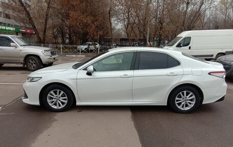 Toyota Camry, 2020 год, 2 100 000 рублей, 6 фотография