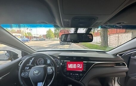 Toyota Camry, 2020 год, 2 100 000 рублей, 9 фотография