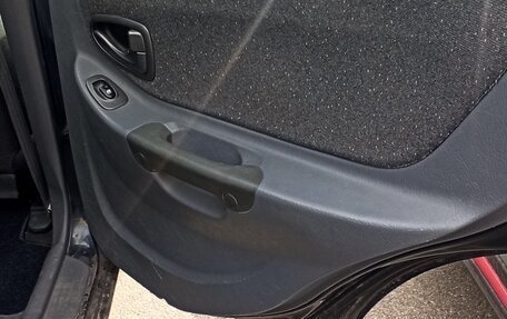 Hyundai Accent II, 2004 год, 185 000 рублей, 21 фотография