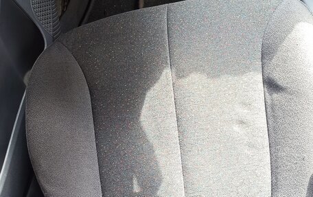 Hyundai Accent II, 2004 год, 185 000 рублей, 18 фотография