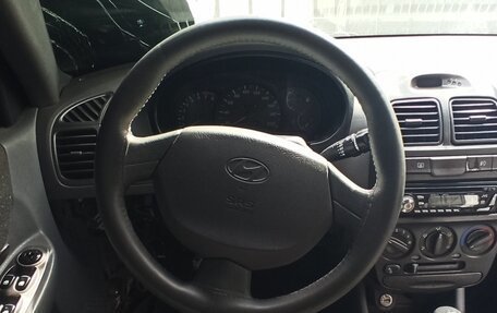 Hyundai Accent II, 2004 год, 185 000 рублей, 24 фотография