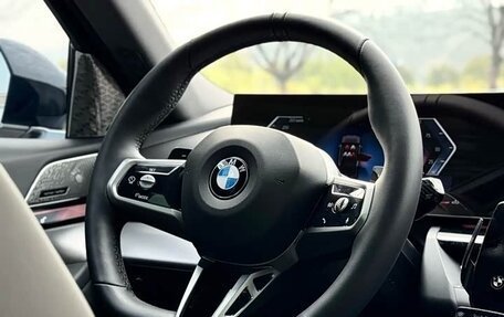 BMW 5 серия, 2025 год, 6 890 000 рублей, 12 фотография