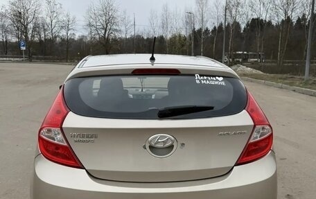 Hyundai Solaris II рестайлинг, 2012 год, 690 000 рублей, 8 фотография