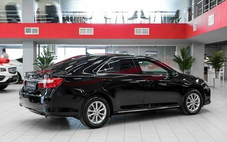 Toyota Camry, 2012 год, 1 350 000 рублей, 2 фотография