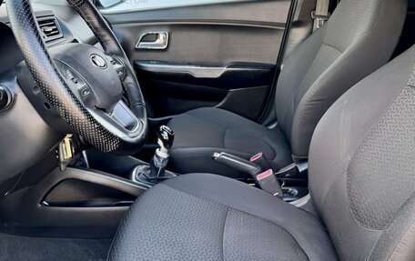 KIA Rio III рестайлинг, 2014 год, 820 000 рублей, 10 фотография