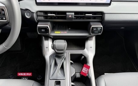 Toyota RAV4, 2025 год, 4 850 000 рублей, 11 фотография