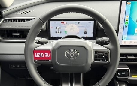 Toyota RAV4, 2025 год, 4 850 000 рублей, 7 фотография