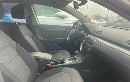 Volkswagen Passat B7, 2011 год, 1 000 000 рублей, 13 фотография