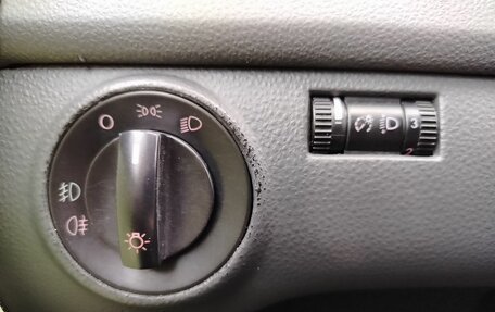 Volkswagen Polo IV рестайлинг, 2007 год, 550 000 рублей, 16 фотография