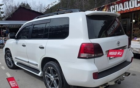 Toyota Land Cruiser 200, 2013 год, 3 000 000 рублей, 5 фотография