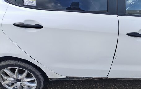 KIA Rio III рестайлинг, 2012 год, 450 000 рублей, 7 фотография