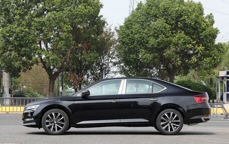 Skoda Superb III рестайлинг, 2025 год, 3 230 000 рублей, 5 фотография