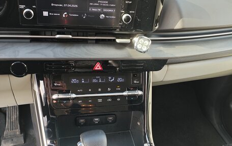 KIA Carnival, 2021 год, 3 400 000 рублей, 15 фотография