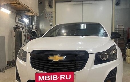 Chevrolet Cruze II, 2012 год, 850 000 рублей, 2 фотография