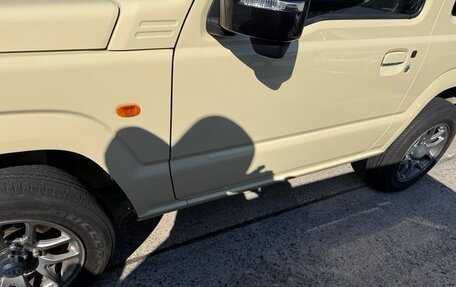 Suzuki Jimny, 2023 год, 1 360 000 рублей, 21 фотография