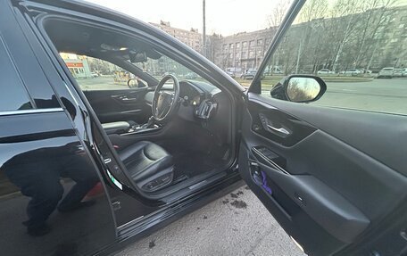 Toyota Crown, 2018 год, 4 000 000 рублей, 10 фотография