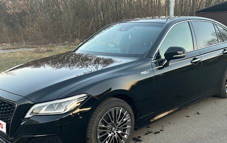 Toyota Crown, 2018 год, 4 000 000 рублей, 9 фотография