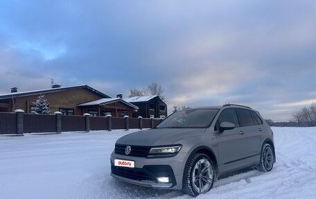 Volkswagen Tiguan II, 2019 год, 3 750 000 рублей, 2 фотография