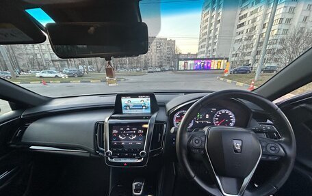 Toyota Crown, 2018 год, 4 000 000 рублей, 19 фотография