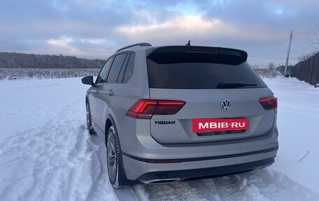 Volkswagen Tiguan II, 2019 год, 3 750 000 рублей, 4 фотография
