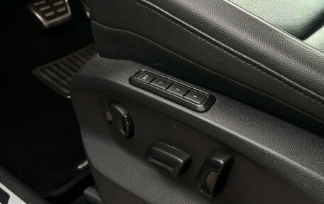 Volkswagen Tiguan II, 2019 год, 3 750 000 рублей, 25 фотография