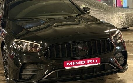 Mercedes-Benz E-Класс, 2021 год, 6 500 000 рублей, 2 фотография