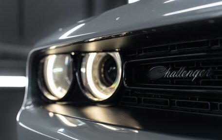 Dodge Challenger III рестайлинг 2, 2019 год, 3 770 000 рублей, 12 фотография