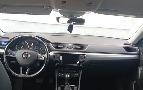 Skoda Superb III рестайлинг, 2015 год, 1 630 000 рублей, 8 фотография