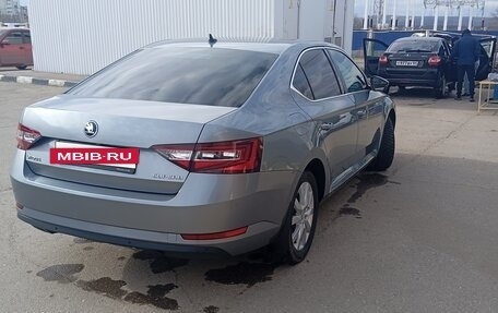 Skoda Superb III рестайлинг, 2015 год, 1 630 000 рублей, 4 фотография