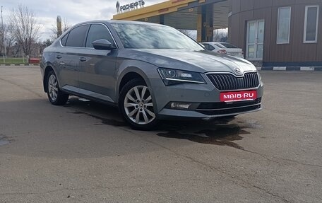Skoda Superb III рестайлинг, 2015 год, 1 630 000 рублей, 2 фотография
