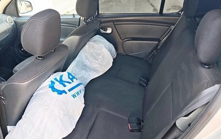 Renault Sandero I, 2014 год, 600 000 рублей, 10 фотография