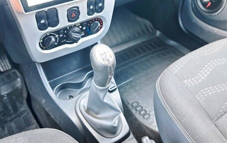 Renault Sandero I, 2014 год, 600 000 рублей, 14 фотография