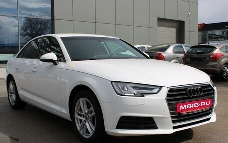 Audi A4, 2018 год, 2 299 000 рублей, 3 фотография