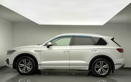 Volkswagen Touareg III, 2019 год, 4 934 400 рублей, 6 фотография