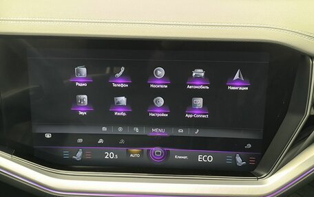 Volkswagen Touareg III, 2019 год, 4 934 400 рублей, 9 фотография