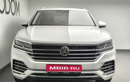 Volkswagen Touareg III, 2019 год, 4 934 400 рублей, 2 фотография