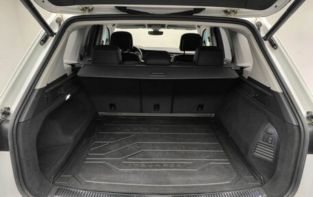 Volkswagen Touareg III, 2019 год, 4 934 400 рублей, 25 фотография